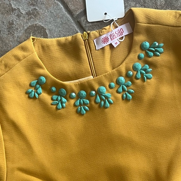 💋FREE w/Purchase💋NWT OASAP Mustard Embellished Scalloped Dress - Picture 2 of 5